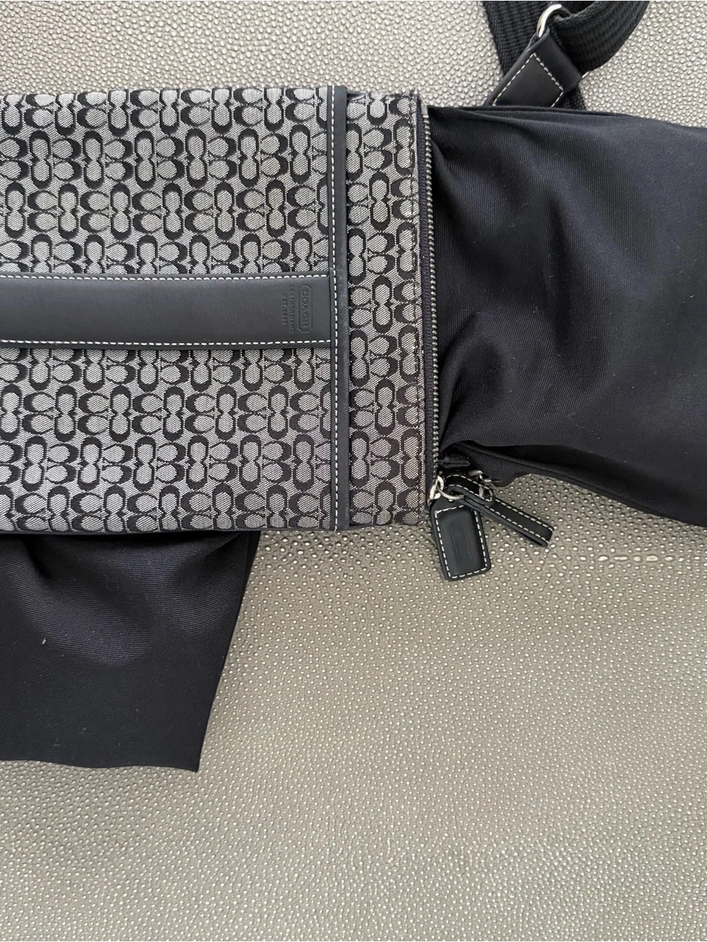 Coach Signature Shoulder Bag Crossbody Black Gray Canvas 5a